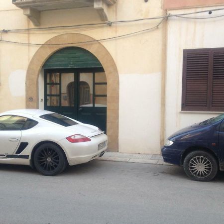 Ferienwohnung Cara Sibilla 112 Marsala Exterior foto